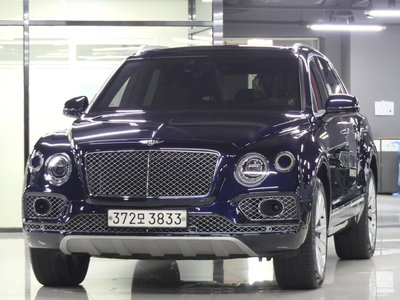 BENTLEY BENTAYGA - 1