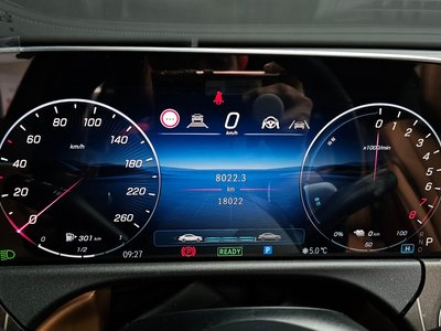 MERCEDES-BENZ E-CLASS - 8