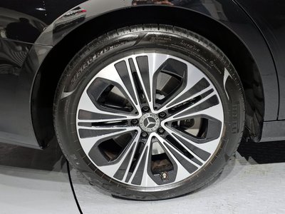 MERCEDES-BENZ E-CLASS - 6