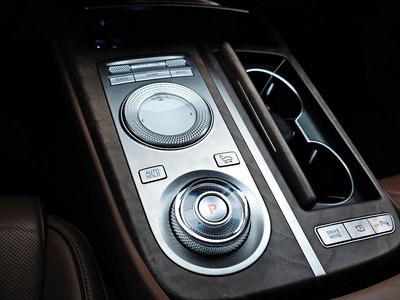 GENESIS G80 (RG3) - 9