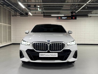 صورة 1 لـ 2025 BMW 5 SERIES
