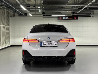 صورة 3 لـ 2025 BMW 5 SERIES