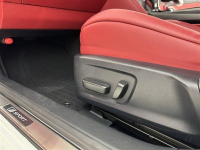 صورة مصغرة 31 لـ 2021 Lexus IS