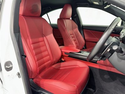 صورة مصغرة 28 لـ 2021 Lexus IS
