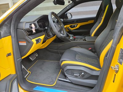 2024 Lamborghini URUS 照片 10
