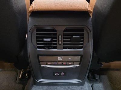 صورة مصغرة 35 لـ 2023 BMW 3 SERIES