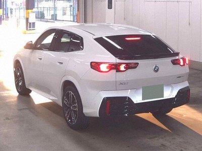 صورة 2 لـ 2026 BMW X2