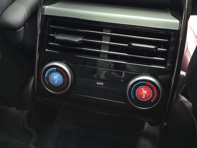 2025 LAND Rover RANGE ROVER SPORT — миниатюра 18