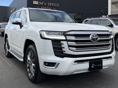 TOYOTA LAND CRUISER 300 - 10