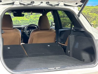 صورة مصغرة 41 لـ 2024 Lexus LBX