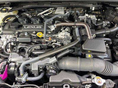 صورة مصغرة 18 لـ 2024 Lexus LBX
