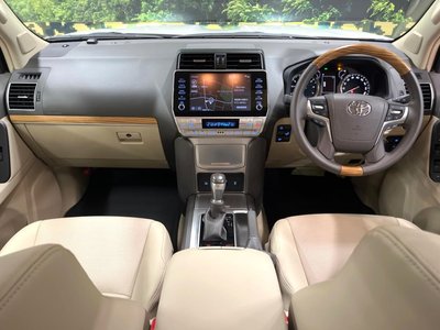 TOYOTA LAND CRUISER PRADO - 2