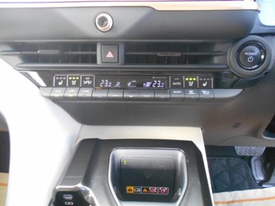 2025 Toyota CROWN CROSSOVER 照片 10