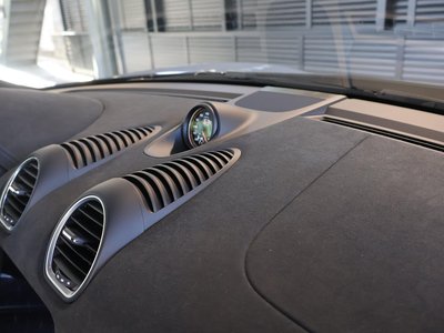 صورة مصغرة 33 لـ 2025 Porsche 718