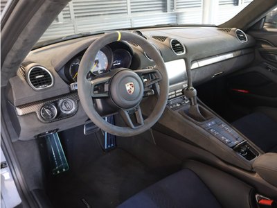 صورة مصغرة 13 لـ 2025 Porsche 718