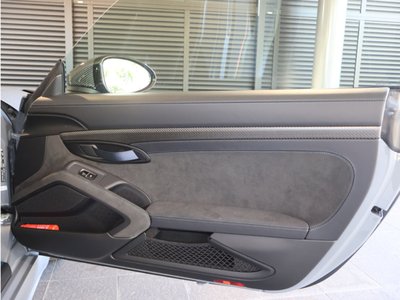 صورة مصغرة 17 لـ 2025 Porsche 718