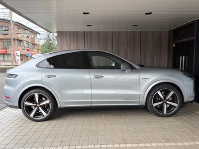 PORSCHE CAYENNE - 6