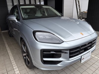 PORSCHE CAYENNE - 9