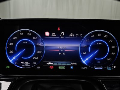 MERCEDES-BENZ EQS - 8