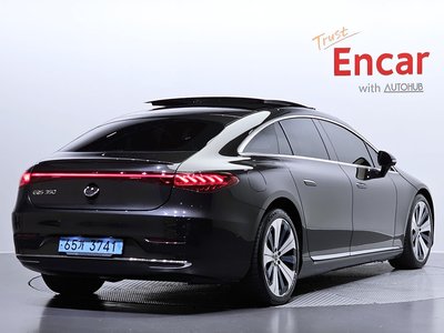 MERCEDES-BENZ EQS - 4