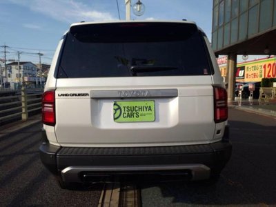 TOYOTA LAND CRUISER 250 - 10