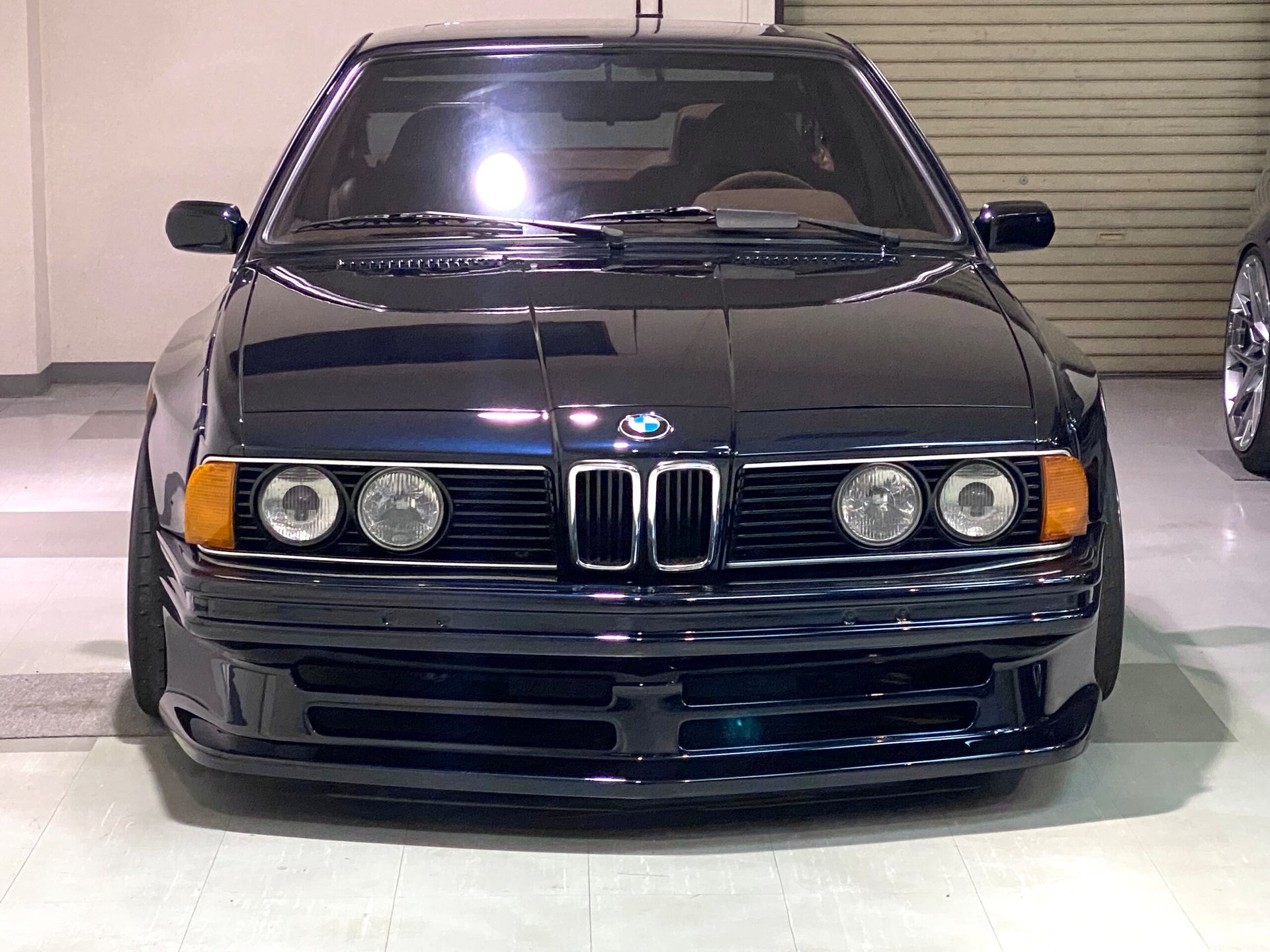 BMW 6 SERIES - View 1