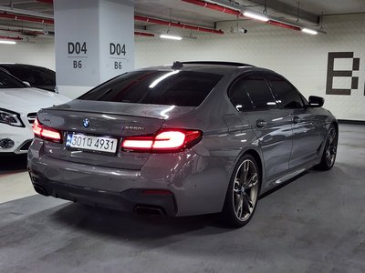 BMW 5 SERIES - 4