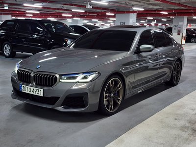 BMW 5 SERIES - 1