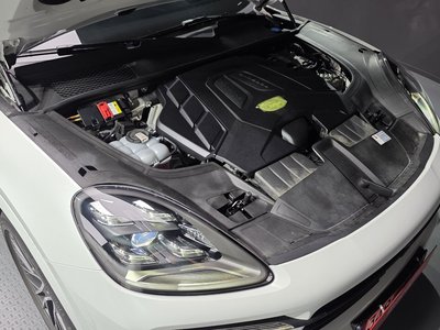 صورة 7 لـ 2022 Porsche CAYENNE