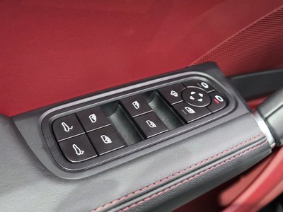 صورة مصغرة 28 لـ 2022 Porsche CAYENNE