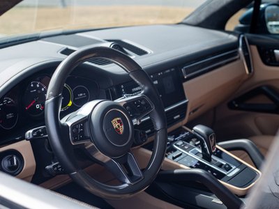 PORSCHE CAYENNE - 5