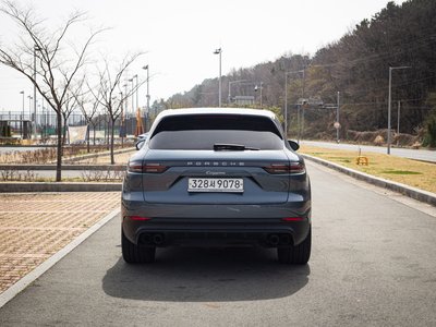 PORSCHE CAYENNE - 3