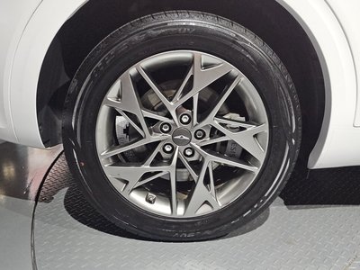 2022 Genesis GV70 photo 6