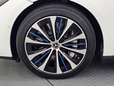 MERCEDES-BENZ EQE - 6