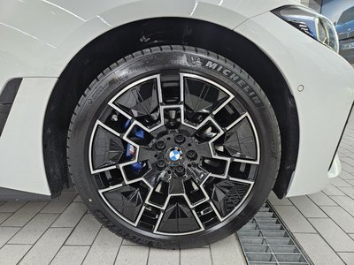BMW I4 - 6