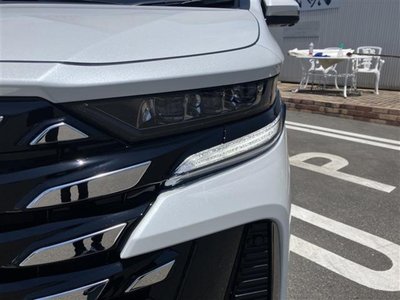 TOYOTA VELLFIRE - 4