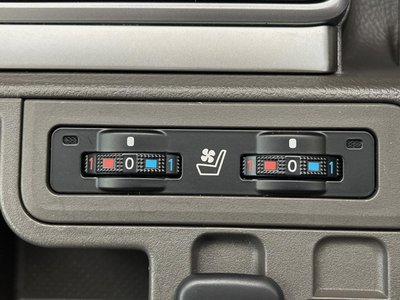 TOYOTA LAND CRUISER PRADO - 9