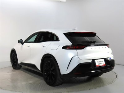 TOYOTA CROWN SPORT - 4