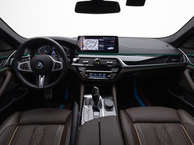 BMW 5 SERIES - 4