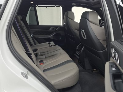 2024 BMW X5 M 缩略图 17