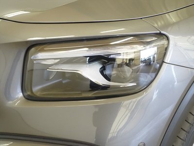 MERCEDES-BENZ GLB - 8