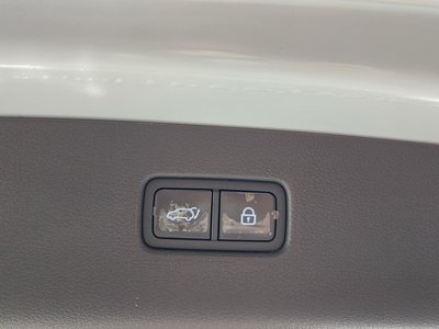 2020 Genesis GV80 thumbnail 15