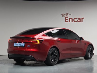 صورة 2 لـ 2026 Tesla MODEL 3