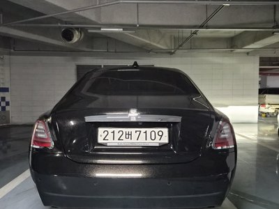 ROLLS-ROYCE GHOST - 3