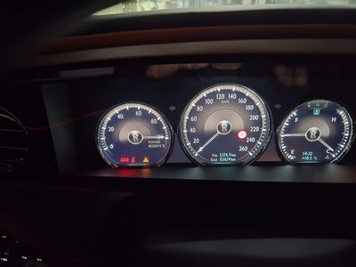 ROLLS-ROYCE GHOST - 7