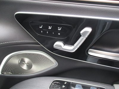 2025 Mercedes-BENZ EQS — миниатюра 21