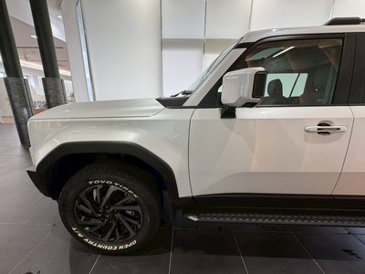 2025 Toyota LAND CRUISER 250 thumbnail 24