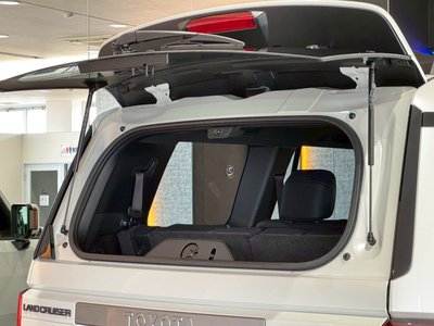 2025 Toyota LAND CRUISER 250 thumbnail 28