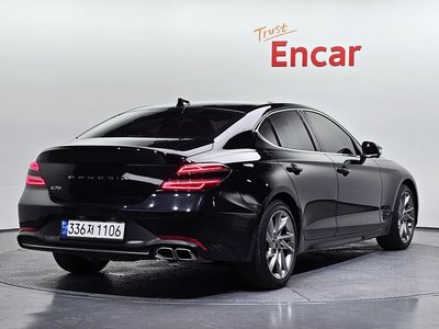 2021 Genesis THE NEW G70 photo 3