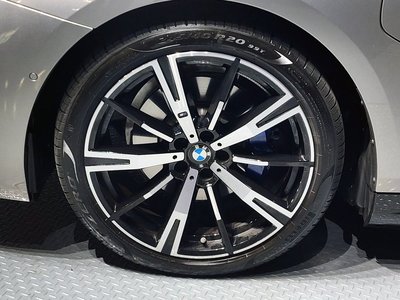 BMW 5 SERIES - 6